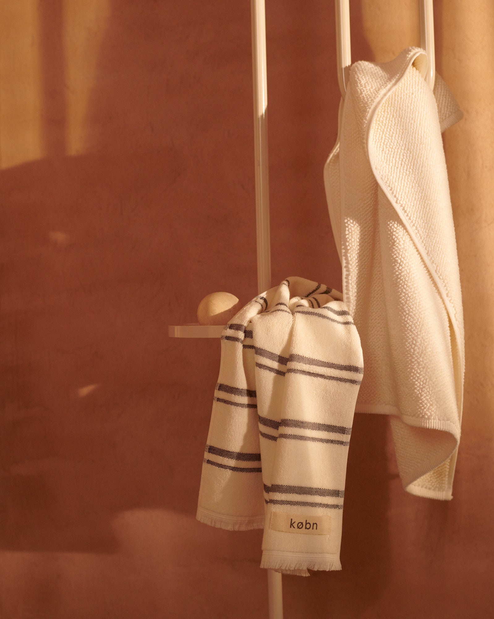 Crema Hand Towel